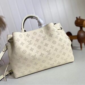 😻Louis Vuitton 🍈Women's Classic BELLA Tote Bag